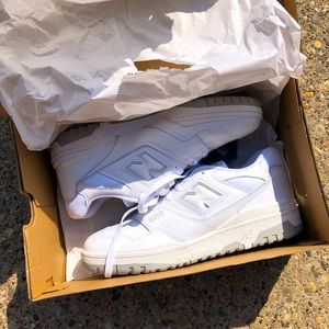 New Balance 550 Mens 9. NWT in box. Purchased the wrong size.